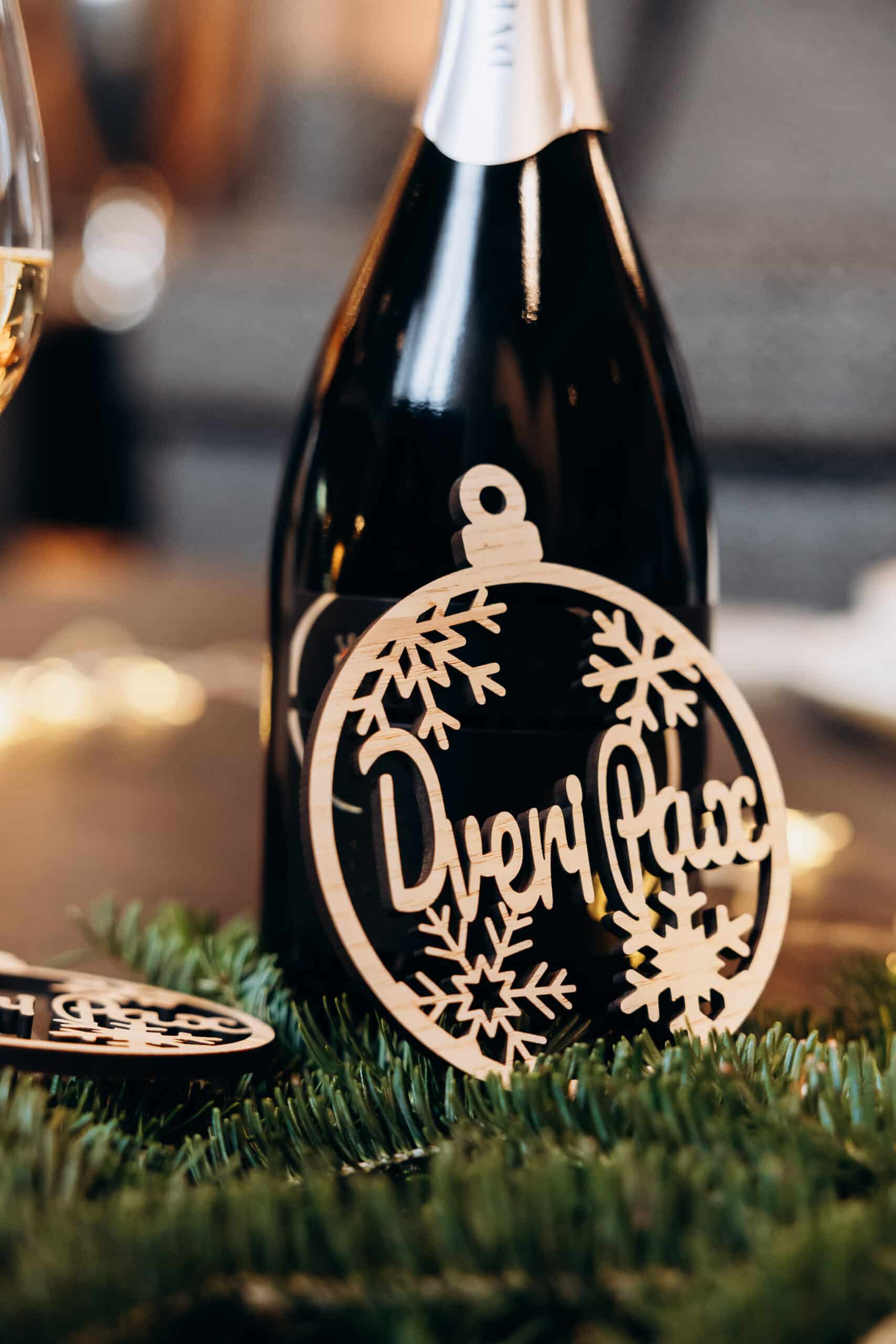 Dveri Pax Holz-Weihnachtsornament – Limited Edition